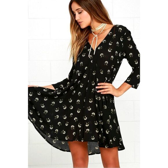 Amuse Society Talis Black Floral Print Swing Dress Size Extra Small - Picture 1 of 16